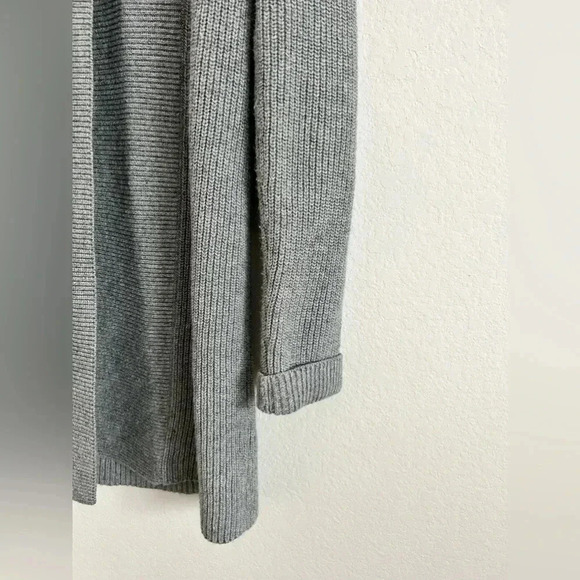 Land’s End Gray Cardigan | size XS 2-4 - Picture 2 of 5